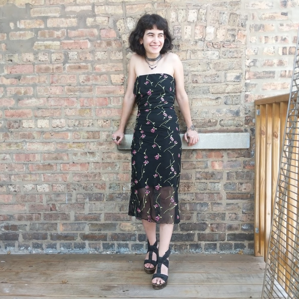 Nicole Miller black flower embellished dress P